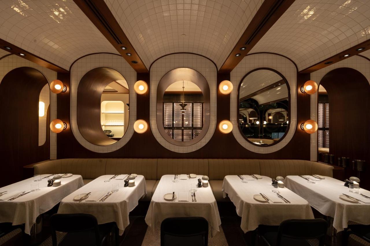 The Standard, Bangkok Mahanakhon Exteriér fotografie Interior of the restaurant