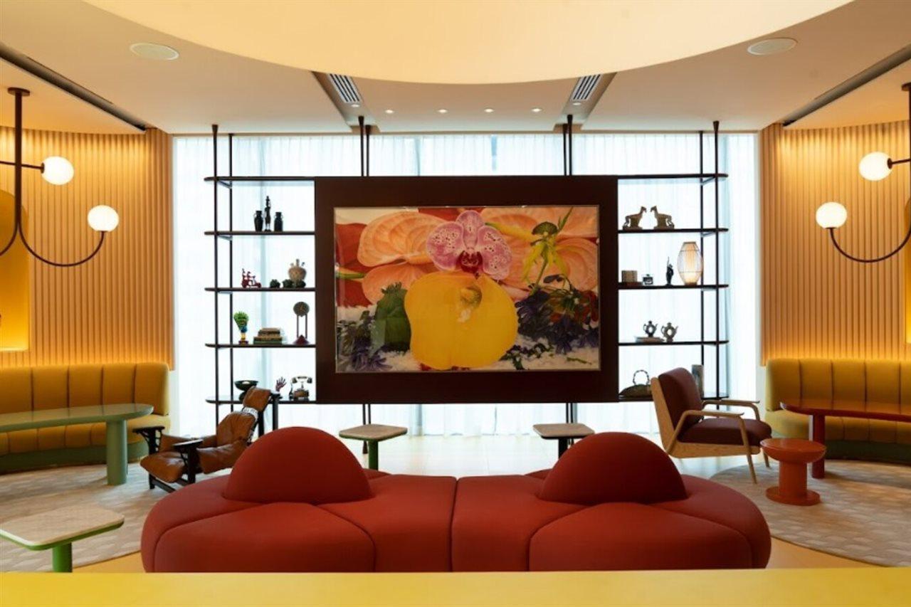 The Standard, Bangkok Mahanakhon Exteriér fotografie The interior of the hotel